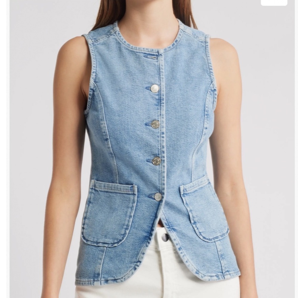 NWT Rails Portola Denim Vest Womens Blue Eyed Girl Light Wash Button Front M